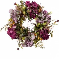 Natural wreath branches with berries